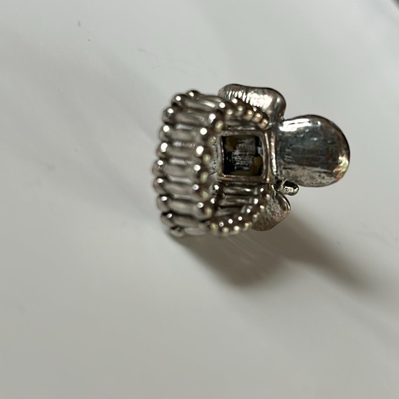 VINTAGE🗝️Antique Silver Metal Rose Flex Ring With Rhinestone - Picture 6 of 6